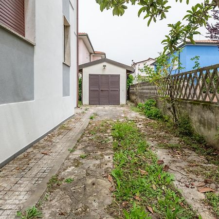 Apartament Garden House,Piza Zewnętrze zdjęcie